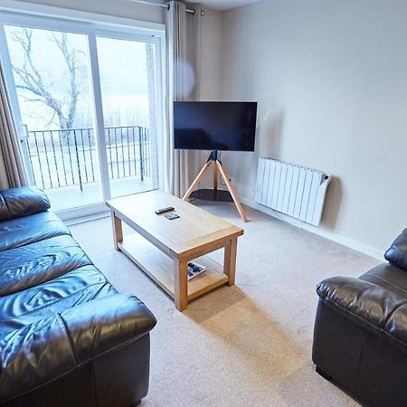 Etive, Beautiful Lochside Apartment With Balcony 포트 윌리엄 외부 사진
