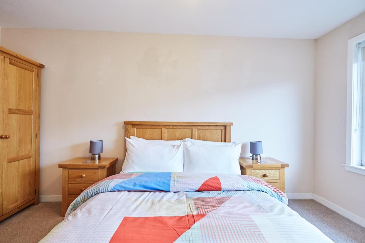 Etive, Beautiful Lochside Apartment With Balcony 포트 윌리엄 외부 사진