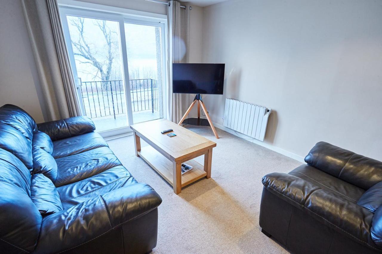 Etive, Beautiful Lochside Apartment With Balcony 포트 윌리엄 외부 사진